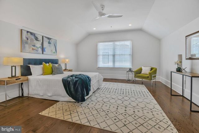 1935 FOXVIEW CIR NW, Washington, DC 20007