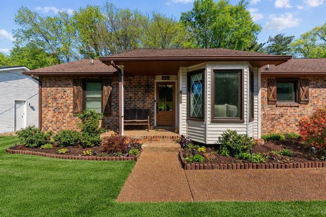 3048 Reelfoot Dr, Nashville, TN 37214