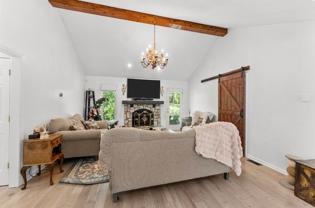 3048 Reelfoot Dr, Nashville, TN 37214