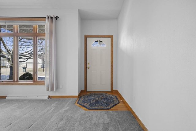 1819 E SYLVAN AVENUE, Appleton, WI 54915