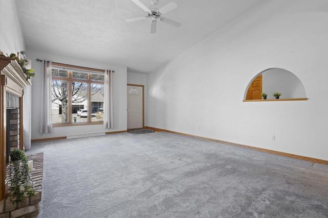 1819 E SYLVAN AVENUE, Appleton, WI 54915