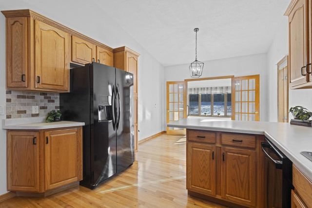 1819 E SYLVAN AVENUE, Appleton, WI 54915