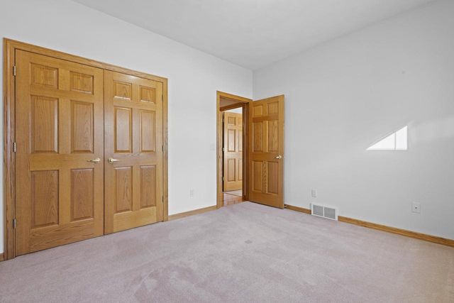 1819 E SYLVAN AVENUE, Appleton, WI 54915