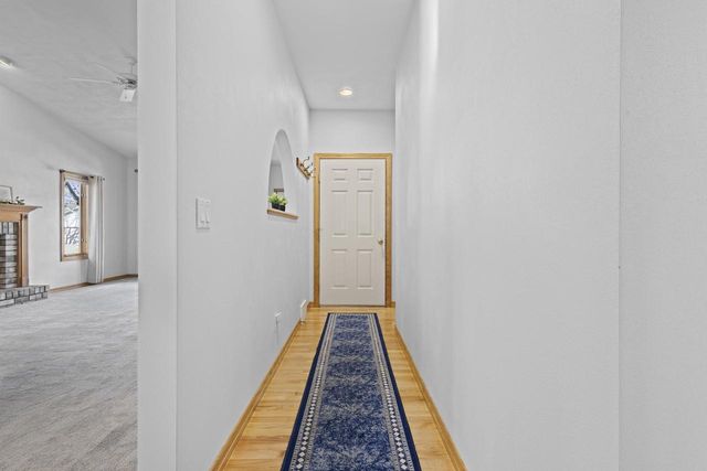 1819 E SYLVAN AVENUE, Appleton, WI 54915