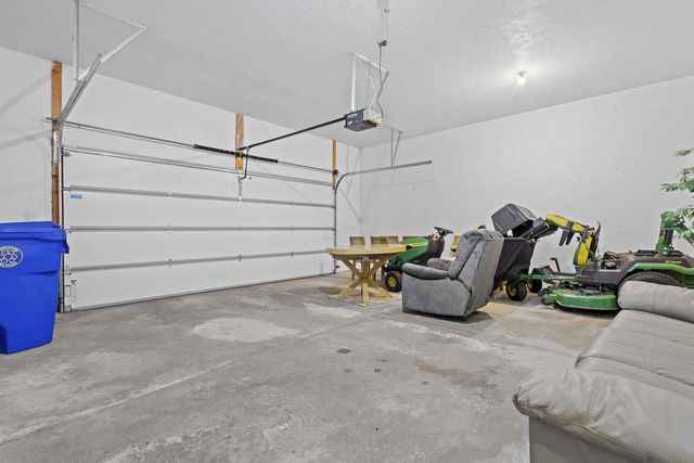 1819 E SYLVAN AVENUE, Appleton, WI 54915