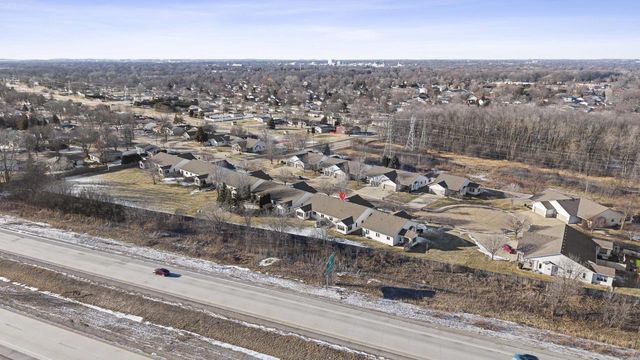 1819 E SYLVAN AVENUE, Appleton, WI 54915