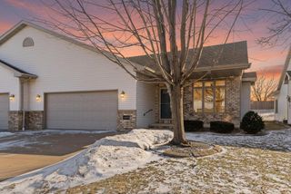 1819 E SYLVAN AVENUE, Appleton, WI 54915