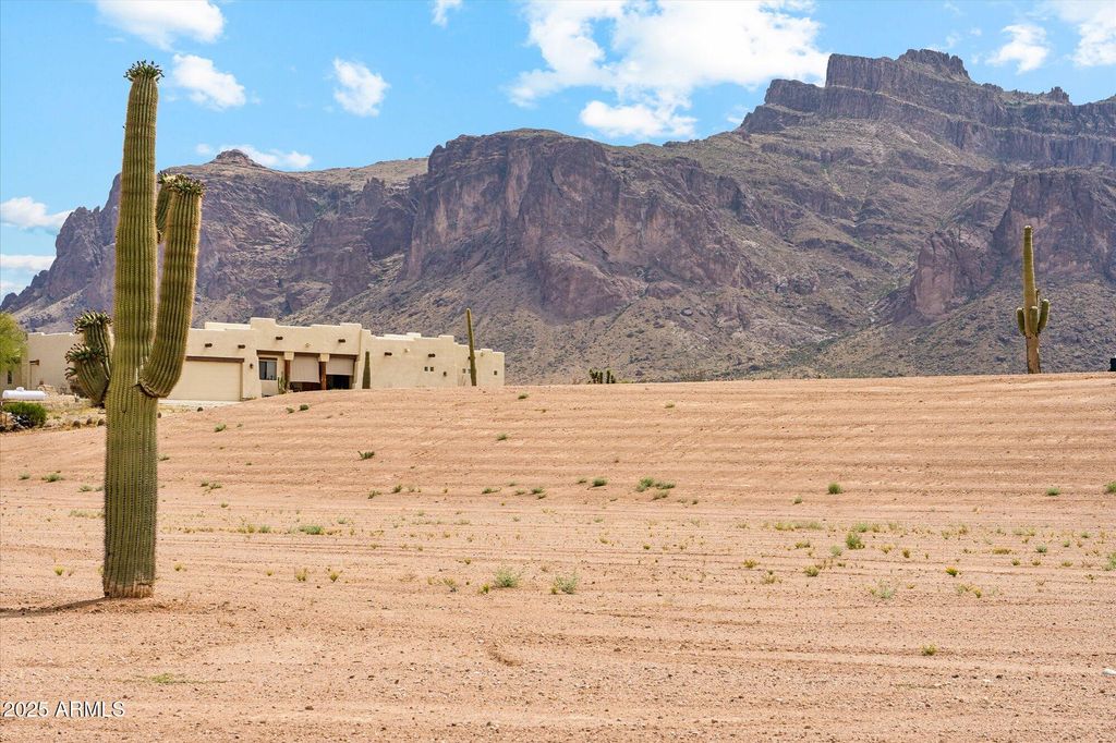 0 S Roadrunner Road 3, Apache Junction, AZ 85119