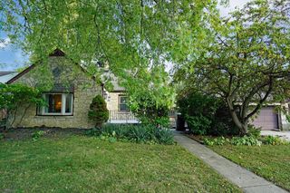 830 S 90th STREET, West Allis, WI 53214
