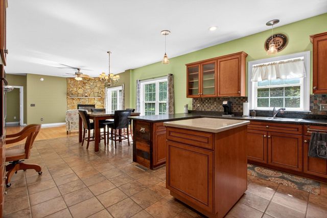 10878 MEMORY RD, Harrington, DE 19952