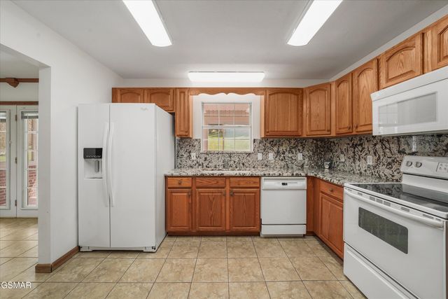 1935 Old Newport Highway, Sevierville, TN 37876