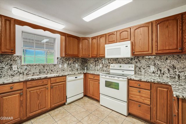 1935 Old Newport Highway, Sevierville, TN 37876