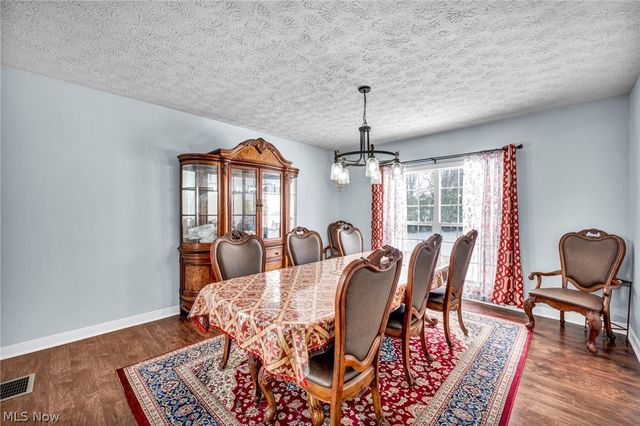 1273 Muchney Circle, Akron, OH 44312