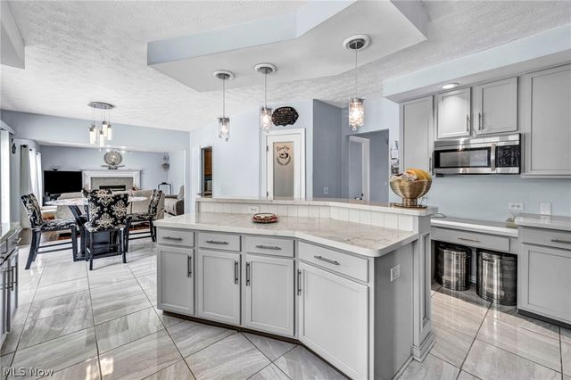 1273 Muchney Circle, Akron, OH 44312