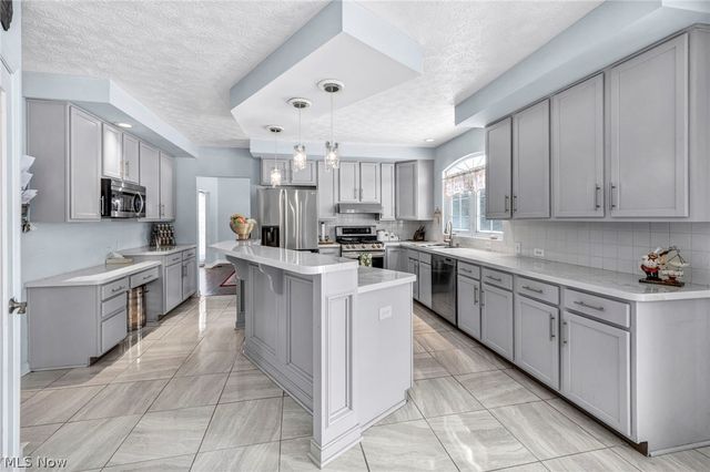 1273 Muchney Circle, Akron, OH 44312