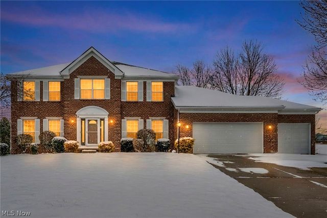 1273 Muchney Circle, Akron, OH 44312