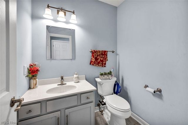 1273 Muchney Circle, Akron, OH 44312