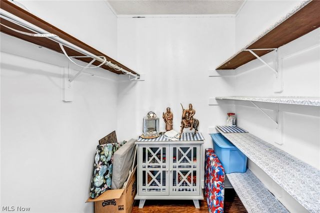 1273 Muchney Circle, Akron, OH 44312