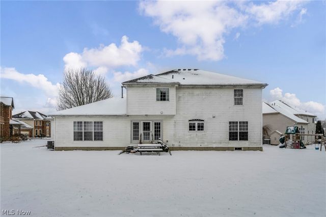 1273 Muchney Circle, Akron, OH 44312