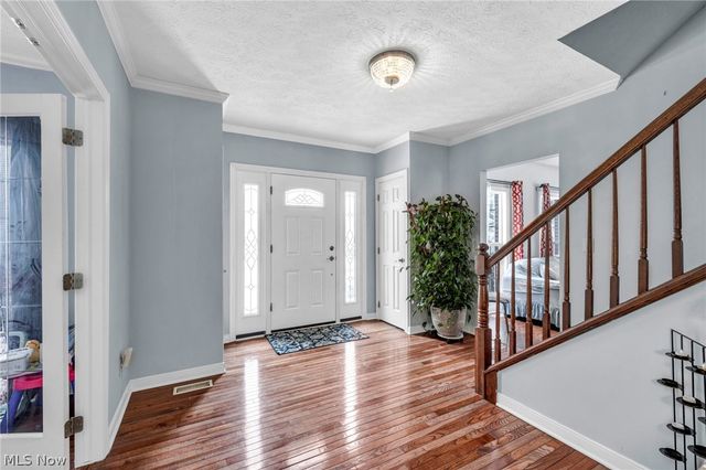 1273 Muchney Circle, Akron, OH 44312