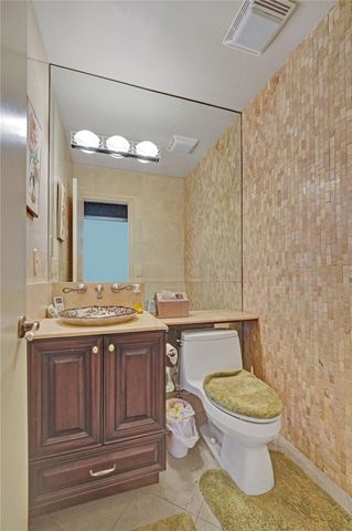 9600 Conch Shell Manor, Plantation, FL 33324