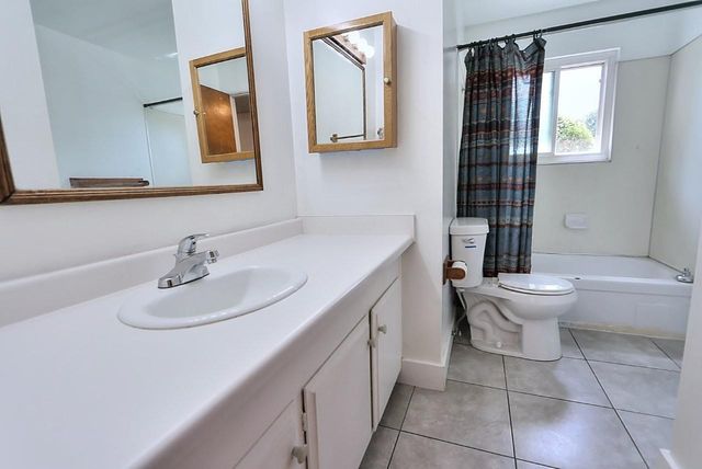 6600 4th Ave, Rio Linda, CA 95673