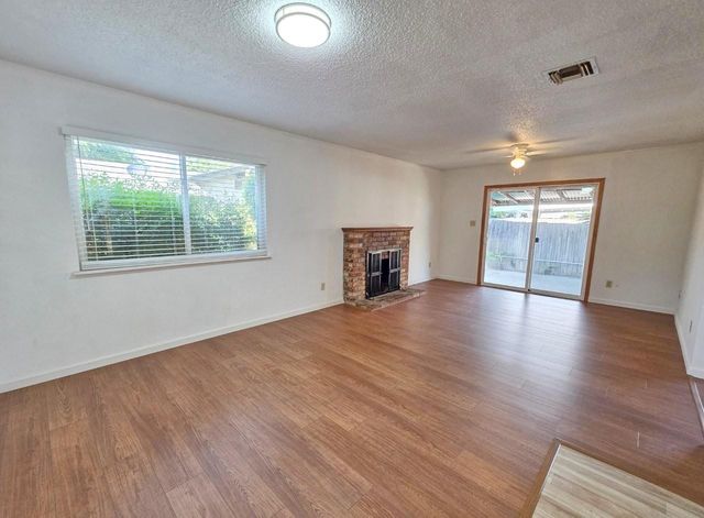 6600 4th Ave, Rio Linda, CA 95673