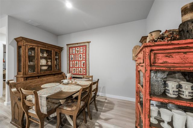 115 Alder Loop, Anahuac, TX 77514