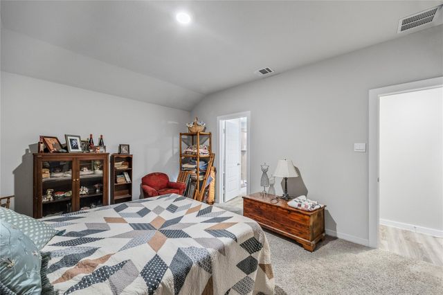 115 Alder Loop, Anahuac, TX 77514