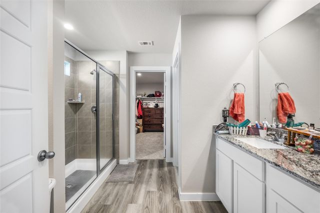 115 Alder Loop, Anahuac, TX 77514