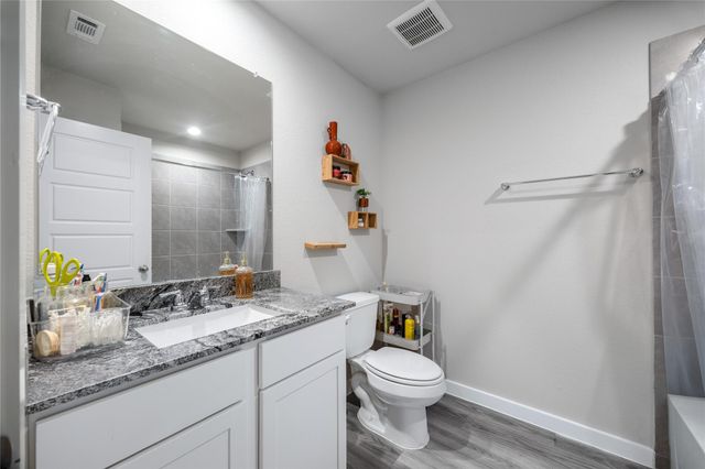 115 Alder Loop, Anahuac, TX 77514