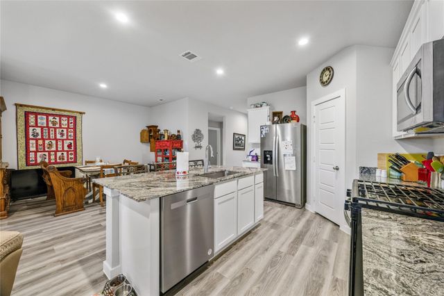 115 Alder Loop, Anahuac, TX 77514