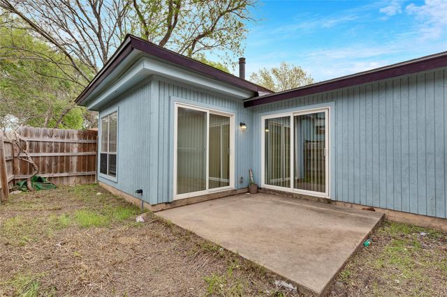 6910 Lovely LN, Austin, TX 78744