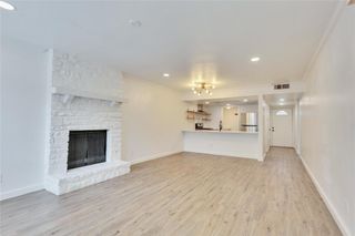 6910 Lovely LN, Austin, TX 78744
