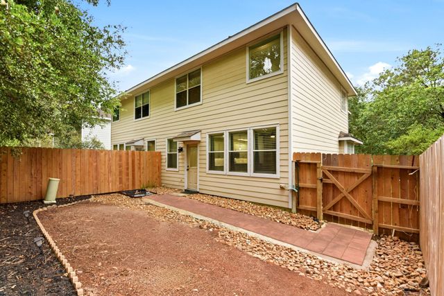 78 N Camellia Grove Circle, The Woodlands, TX 77382