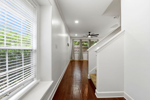 78 N Camellia Grove Circle, The Woodlands, TX 77382