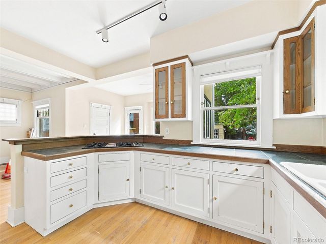 640 Columbine Street, Denver, CO 80206