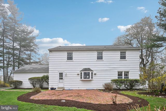 414 LONGWOOD DR, Exton, PA 19341