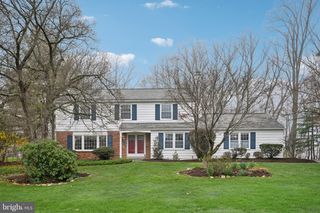414 LONGWOOD DR, Exton, PA 19341