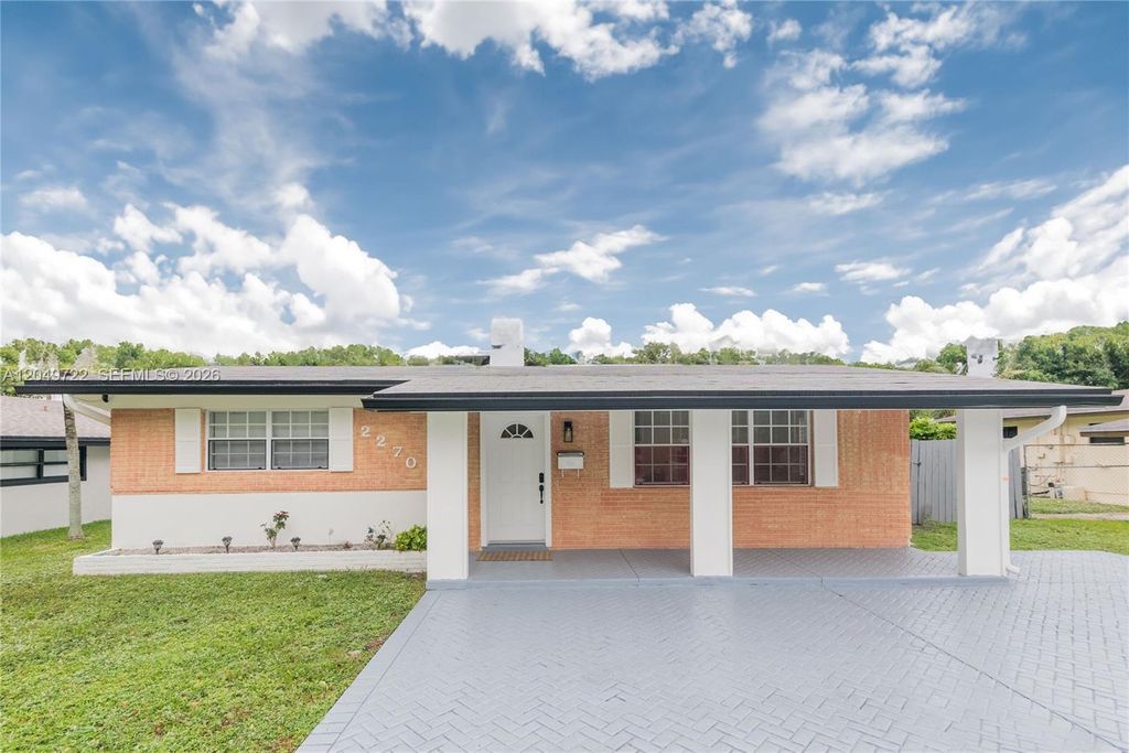 2270 Havana Dr, Miramar, FL 33023