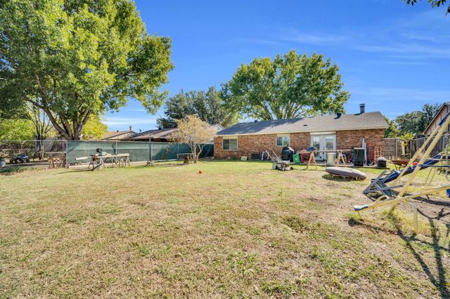 1530 Independence Trail, Grand Prairie, TX 75052