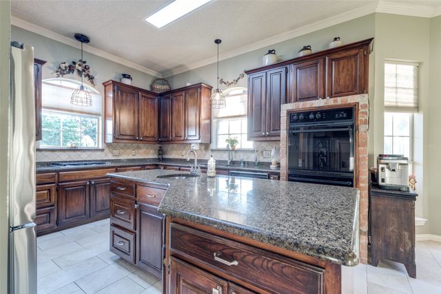 5891 Harmony Ranch Road, Aubrey, TX 76227