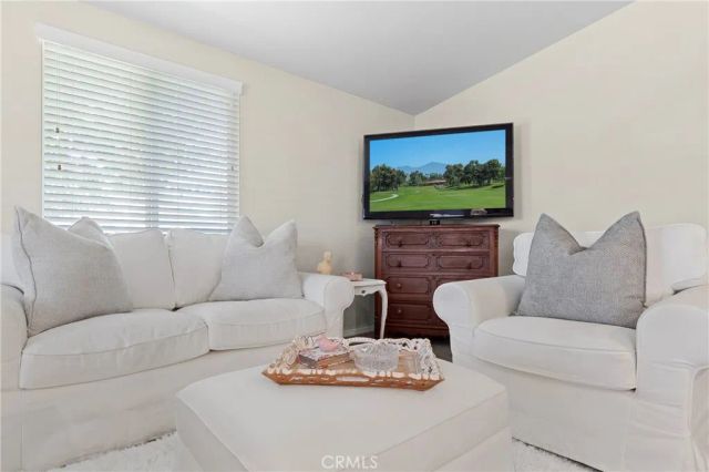 1424 Glengrove, Corona, CA 92882
