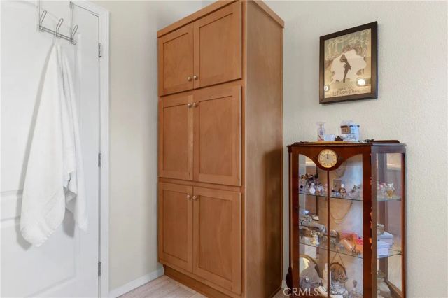 1424 Glengrove, Corona, CA 92882