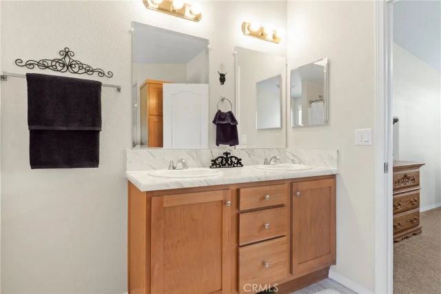 1424 Glengrove, Corona, CA 92882