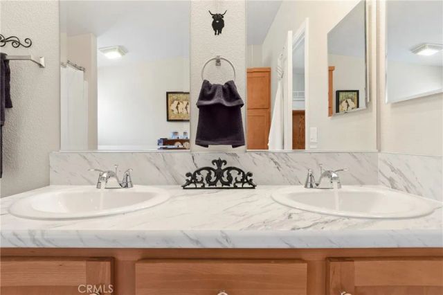 1424 Glengrove, Corona, CA 92882