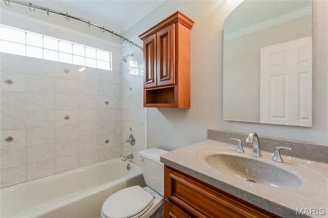 2 Saw Mill Way, St Charles, MO 63303