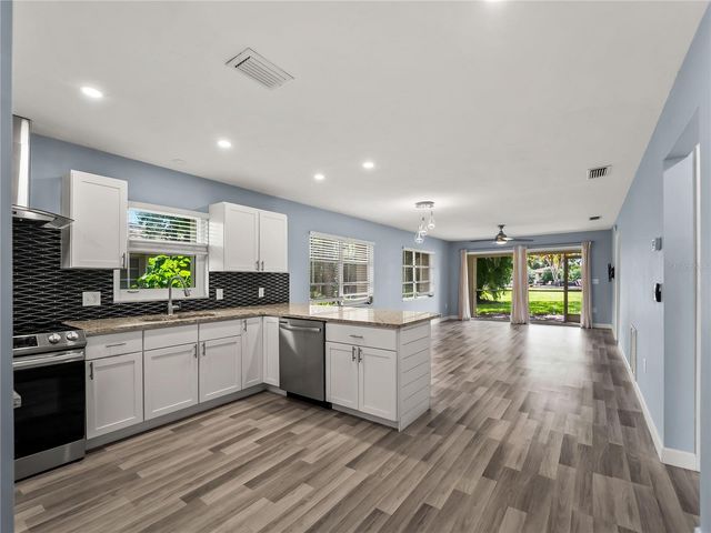 7113 BRIGHT CREEK DRIVE 100, Sarasota, FL 34231