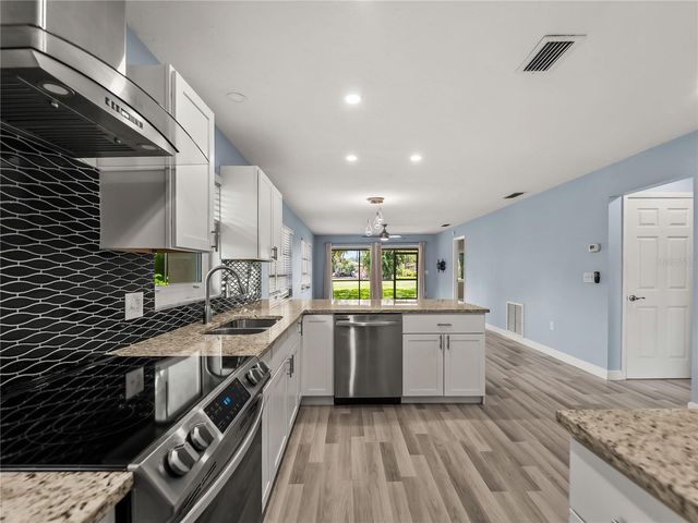 7113 BRIGHT CREEK DRIVE 100, Sarasota, FL 34231