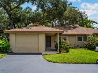 7113 BRIGHT CREEK DRIVE 100, Sarasota, FL 34231